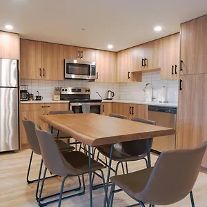  Apartment Basecamp